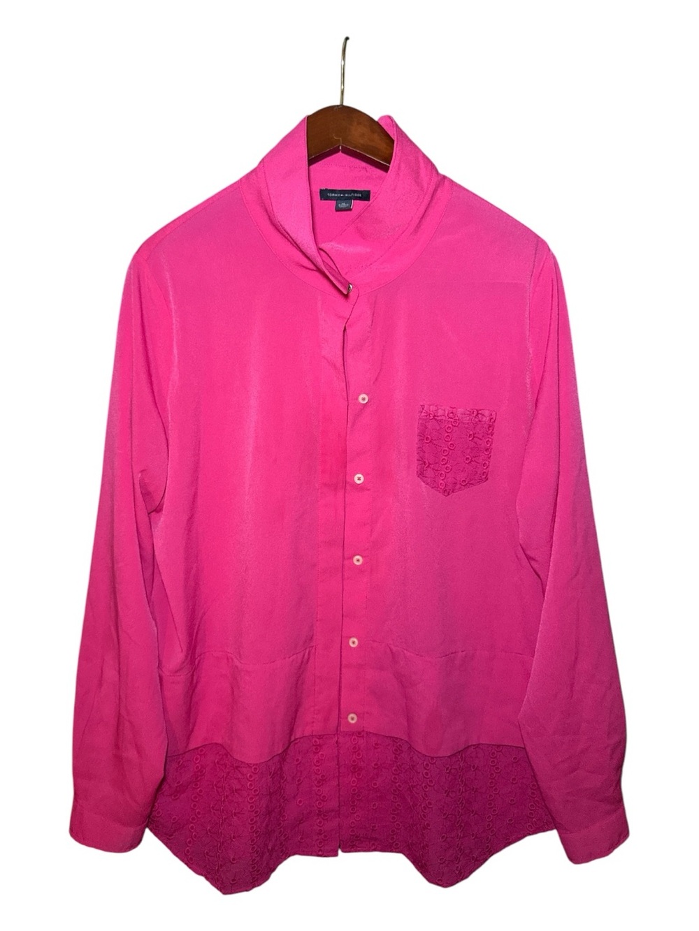 Tommy Hilfiger Women's Fuchsia Button Up Blouse Lace Detailing Size XL